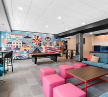 Tru by Hilton Wauseon Lobby