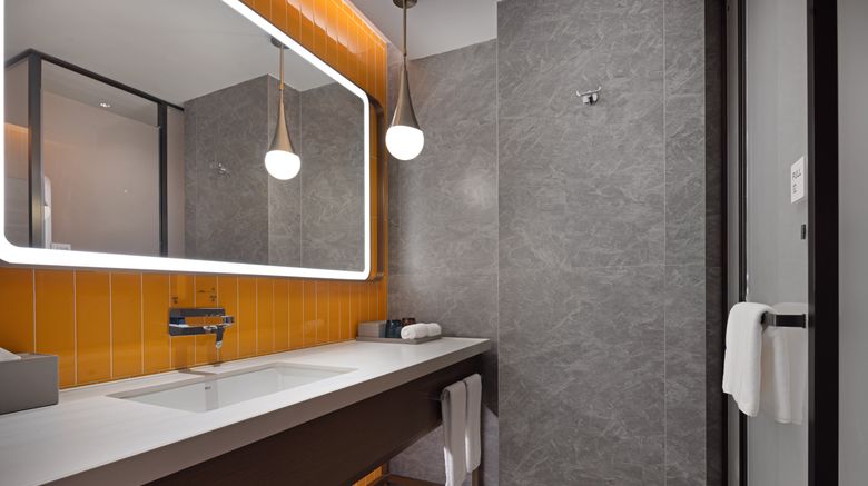 <b>Home2 Suites Dali Er hai Room</b>. Images powered by <a href="https://www.leonardoworldwide.com/" title="Leonardo Worldwide" target="_blank">Leonardo</a>.