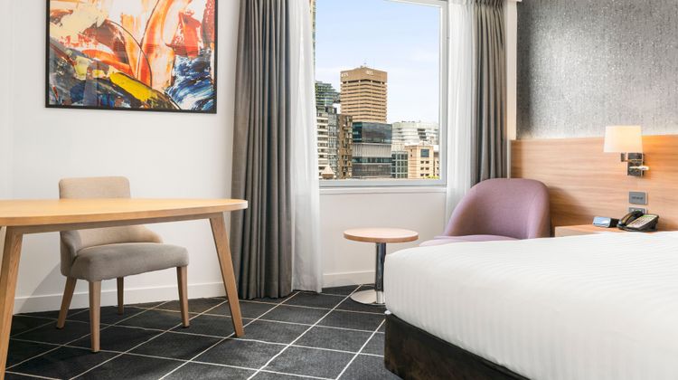 Furama Darling Harbour Room