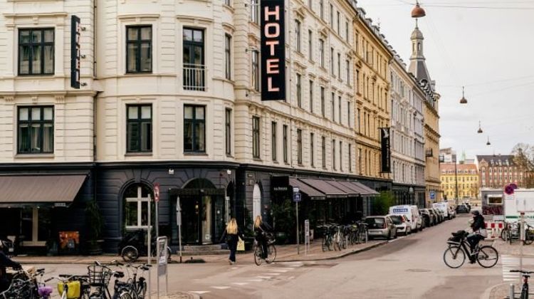 Ibsens Hotel Exterior