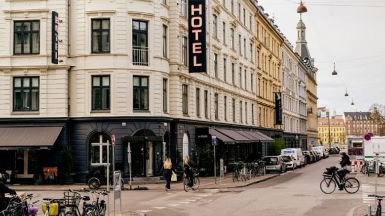 Ibsens Hotel Exterior. Images powered by <a href="https://www.leonardoworldwide.com" target="_blank" rel="noopener">Leonardo</a>.