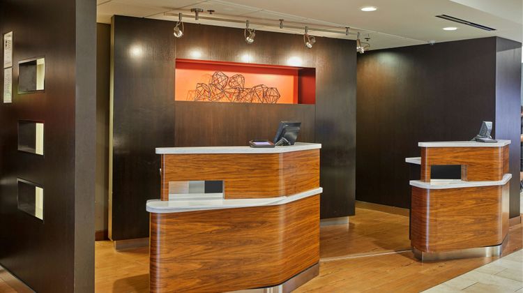 Courtyard by Marriott of Eugene Lobby