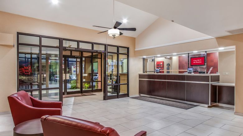 <b>Red Roof Inn Phoenix N- I-17 at Bell Rd Lobby</b>. Images powered by <a href="https://www.leonardoworldwide.com/" title="Leonardo Worldwide" target="_blank">Leonardo</a>.