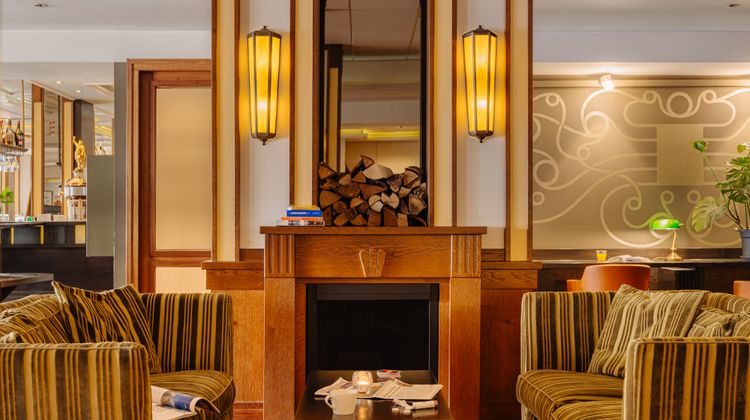 Oranje Hotel Leeuwarden Lobby