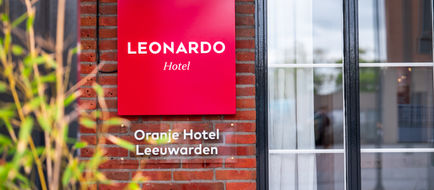 Oranje Hotel Leeuwarden Exterior