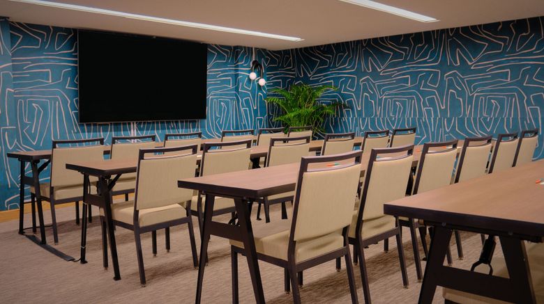 <b>The Ambassador Hotel of Waikiki Meeting</b>. Images powered by <a href="https://www.leonardoworldwide.com/" title="Leonardo Worldwide" target="_blank">Leonardo</a>.