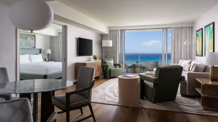 Ritz-Carlton Residences, Waikiki Beach Suite