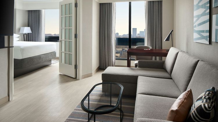 Washington Dulles Marriott Suites Room