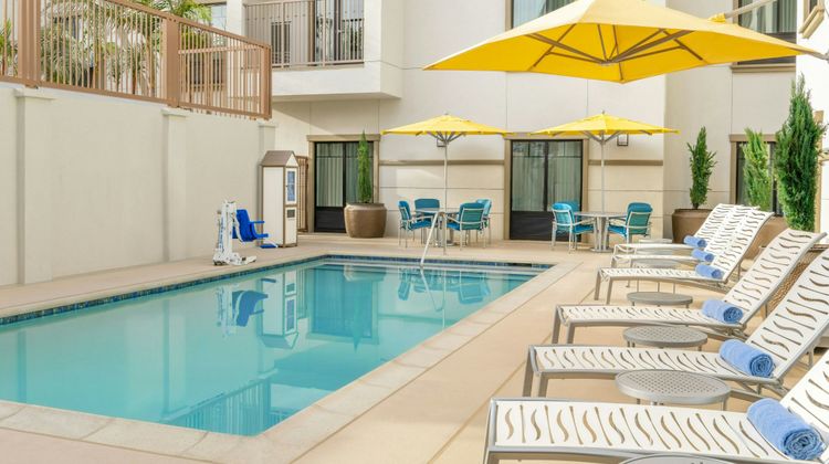 SpringHill Suites San Diego Carlsbad Pool