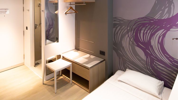Studio M Hotel Room