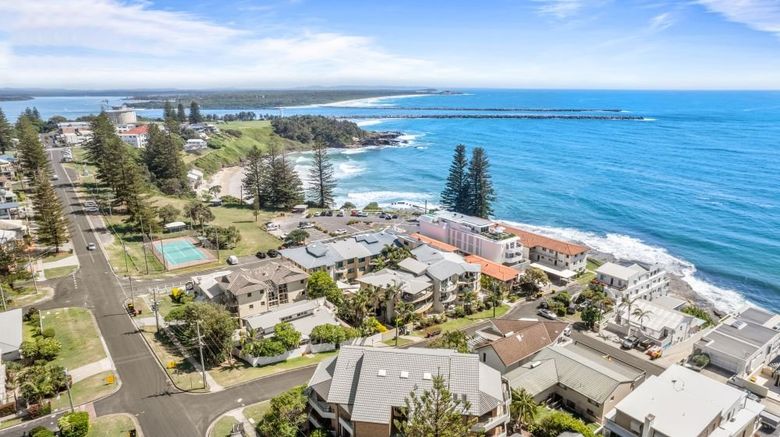 <b>The Cove Beachfront Apartments Exterior</b>. Images powered by <a href="https://www.leonardoworldwide.com/" title="Leonardo Worldwide" target="_blank">Leonardo</a>.