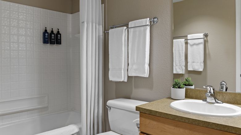 <b>WorldMark Canmore by Wyndham Room</b>. Images powered by <a href="https://www.leonardoworldwide.com/" title="Leonardo Worldwide" target="_blank">Leonardo</a>.