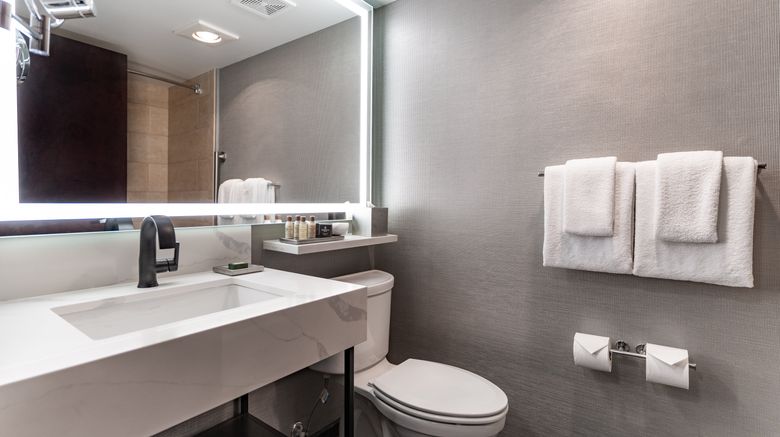 <b>Silver Cloud Hotel Broadway Room</b>. Images powered by <a href="https://www.leonardoworldwide.com/" title="Leonardo Worldwide" target="_blank">Leonardo</a>.