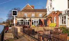 Staines Hotel