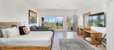Coast Motel and Apartments Room