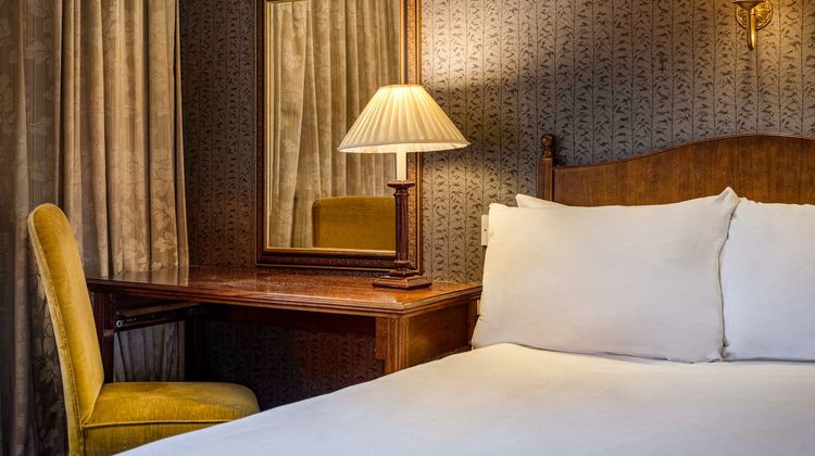 Winchester Wessex Hotel Room
