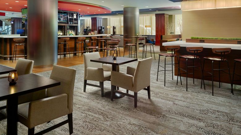 <b>Courtyard by Marriott Crystal City Restaurant</b>. Images powered by <a href="https://www.leonardoworldwide.com/" title="Leonardo Worldwide" target="_blank">Leonardo</a>.