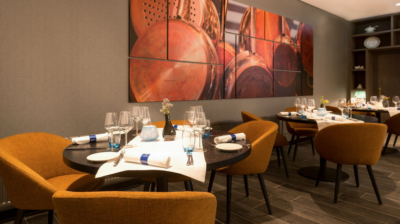 <b>Bilderberg Hotel De Keizerskroon Restaurant</b>. Images powered by <a href="https://www.leonardoworldwide.com/" title="Leonardo Worldwide" target="_blank">Leonardo</a>.