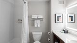 <b>Holiday Inn & Stes Surrey E-Cloverdale Room</b>. Images powered by <a href="https://www.leonardoworldwide.com/" title="Leonardo Worldwide" target="_blank">Leonardo</a>.