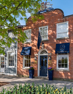 124 on Queen Hotel and Spa