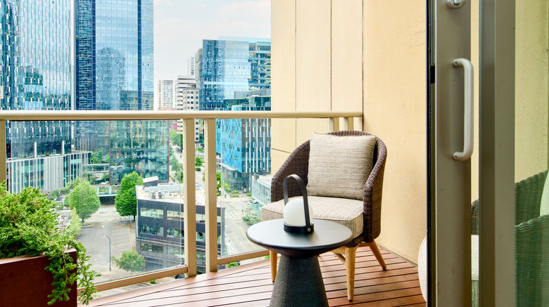 <b>1 Hotel Seattle Exterior</b>. Images powered by <a href="https://www.leonardoworldwide.com/" title="Leonardo Worldwide" target="_blank">Leonardo</a>.