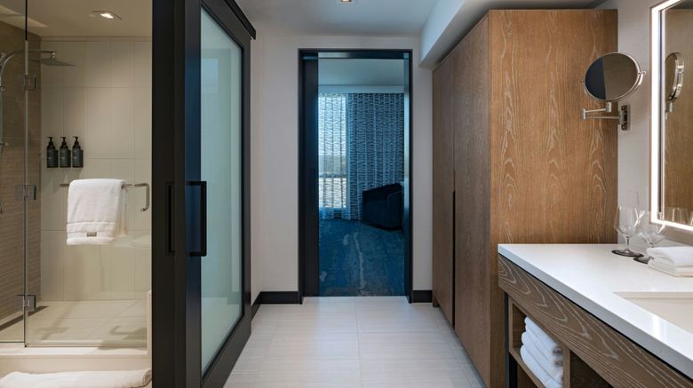 <b>The Westin Dallas Southlake Room</b>. Images powered by <a href="https://www.leonardoworldwide.com/" title="Leonardo Worldwide" target="_blank">Leonardo</a>.
