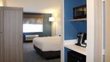 <b>Holiday Inn Express Bakersfield Room</b>. Images powered by <a href="https://www.leonardoworldwide.com/" title="Leonardo Worldwide" target="_blank">Leonardo</a>.