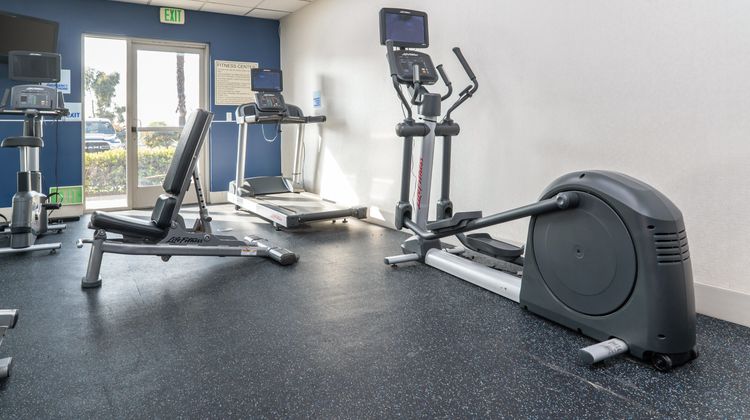 Holiday Inn Express Hotel & Suites Health Club