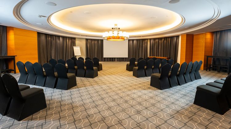 Millennium Hotel Doha Meeting