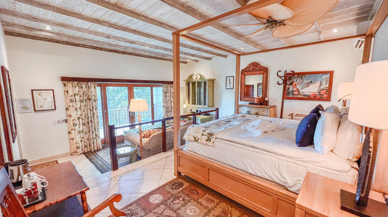 <b>Bequia Beach Hotel Suite</b>. Images powered by <a href="https://www.leonardoworldwide.com/" title="Leonardo Worldwide" target="_blank">Leonardo</a>.