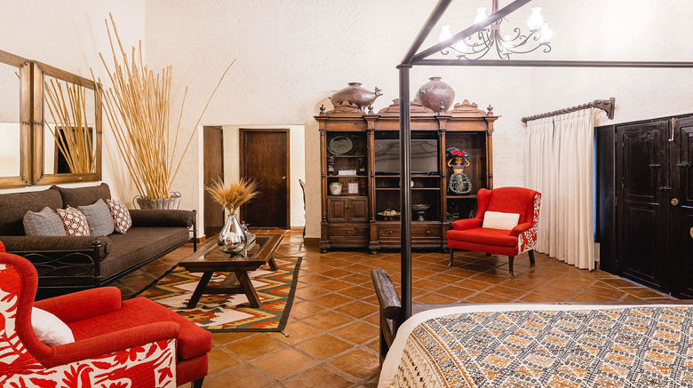 <b>Hacienda El Santuario Hotel Suite</b>. Images powered by <a href="https://www.leonardoworldwide.com/" title="Leonardo Worldwide" target="_blank">Leonardo</a>.