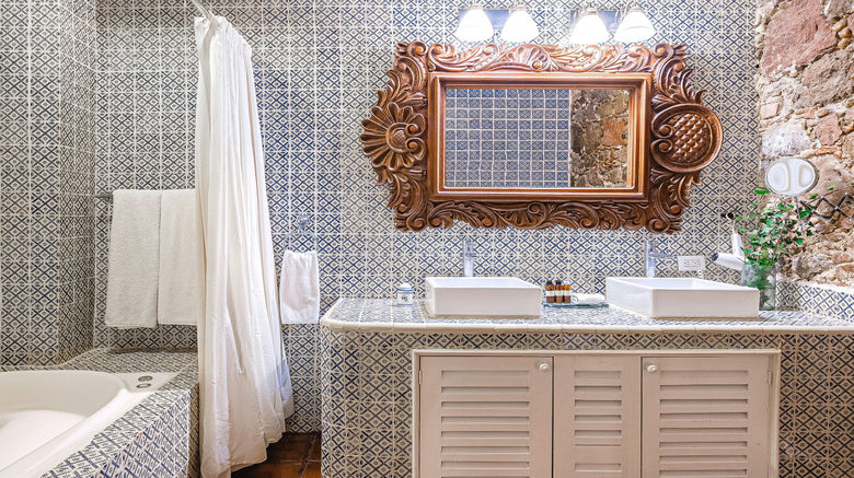 <b>Hacienda El Santuario Hotel Suite</b>. Images powered by <a href="https://www.leonardoworldwide.com/" title="Leonardo Worldwide" target="_blank">Leonardo</a>.