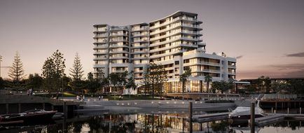 Crowne Plaza Shell Cove Marina Exterior