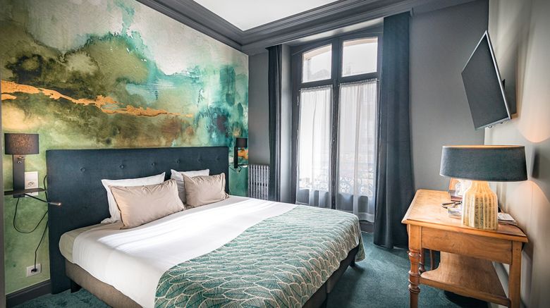 <b>Hotel France & Chateaubriand Room</b>. Images powered by <a href="https://www.leonardoworldwide.com/" title="Leonardo Worldwide" target="_blank">Leonardo</a>.