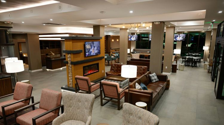 Four Points Austin Airport Lobby