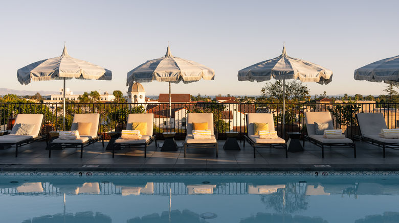 <b>The Kimpton Canary Pool</b>. Images powered by <a href="https://www.leonardoworldwide.com/" title="Leonardo Worldwide" target="_blank">Leonardo</a>.