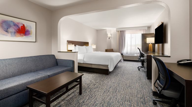 <b>Garner Hotel Topeka West, an IHG Hotel Suite</b>. Images powered by <a href="https://www.leonardoworldwide.com/" title="Leonardo Worldwide" target="_blank">Leonardo</a>.