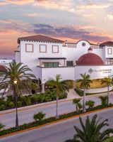 Holiday Inn Club Grand Residences