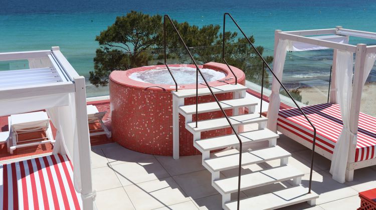 Iberostar Waves Alcudia Park Exterior