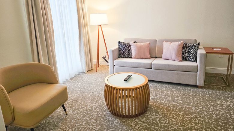 <b>Montreal Suites Suite</b>. Images powered by <a href="https://www.leonardoworldwide.com/" title="Leonardo Worldwide" target="_blank">Leonardo</a>.