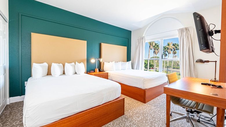 <b>Montreal Suites Suite</b>. Images powered by <a href="https://www.leonardoworldwide.com/" title="Leonardo Worldwide" target="_blank">Leonardo</a>.