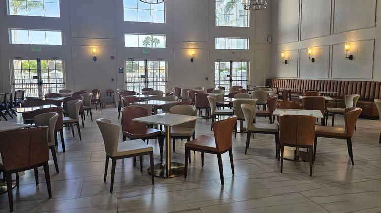 Montreal Suites Restaurant