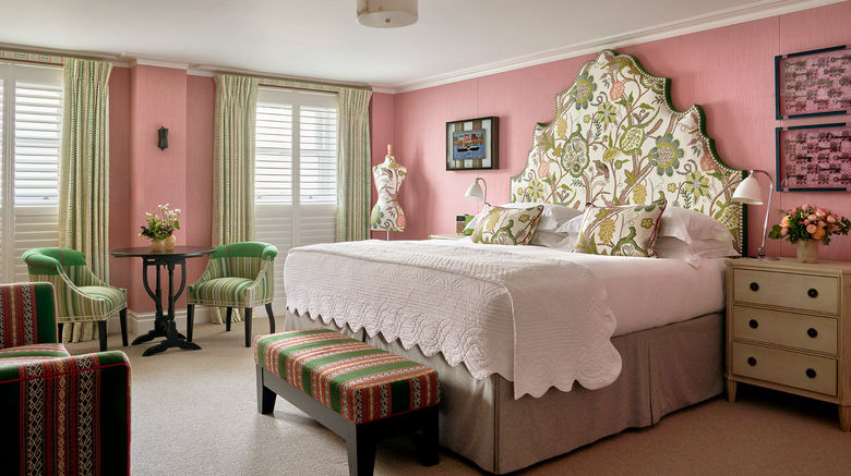<b>Knightsbridge Hotel Room</b>. Images powered by <a href="https://www.leonardoworldwide.com/" title="Leonardo Worldwide" target="_blank">Leonardo</a>.