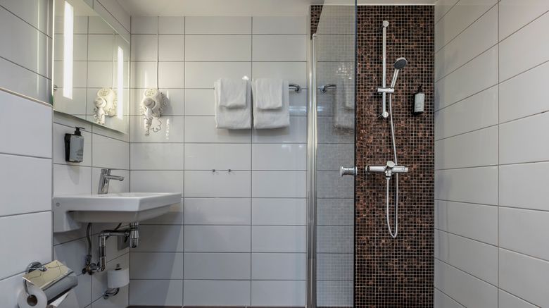 <b>Victoria Hotel Hamar Suite</b>. Images powered by <a href="https://www.leonardoworldwide.com/" title="Leonardo Worldwide" target="_blank">Leonardo</a>.