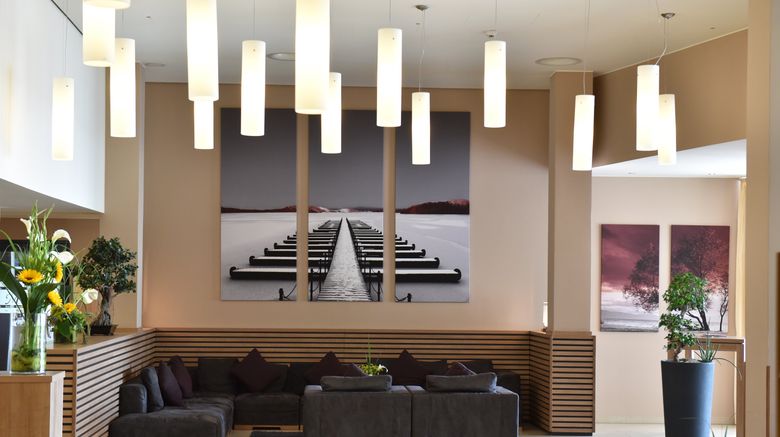 <b>Welcome Hotel Darmstadt Lobby</b>. Images powered by <a href="https://www.leonardoworldwide.com/" title="Leonardo Worldwide" target="_blank">Leonardo</a>.