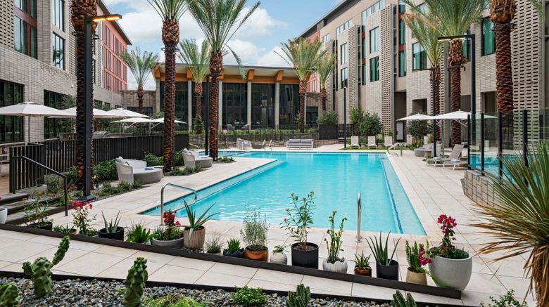<b>Element Phoenix North Norterra Pool</b>. Images powered by <a href="https://www.leonardoworldwide.com/" title="Leonardo Worldwide" target="_blank">Leonardo</a>.