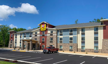 My Place Hotel-Dahlgren/King George