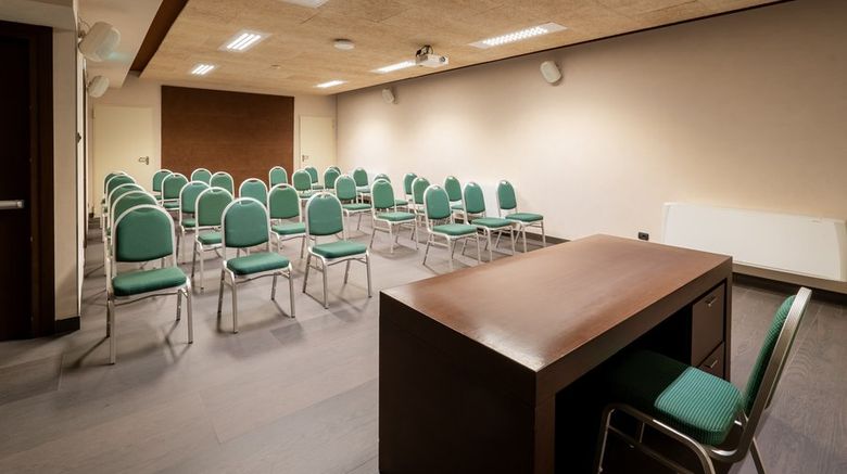 <b>Hotel des Etrangers Meeting</b>. Images powered by <a href="https://www.leonardoworldwide.com/" title="Leonardo Worldwide" target="_blank">Leonardo</a>.