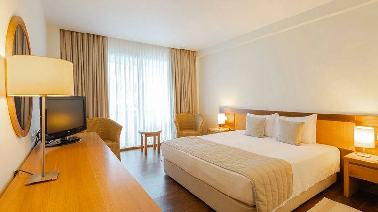 <b>Graciosa Hotel Room</b>. Images powered by <a href="https://www.leonardoworldwide.com/" title="Leonardo Worldwide" target="_blank">Leonardo</a>.