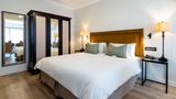 ANEW Hotel Hilton Suite